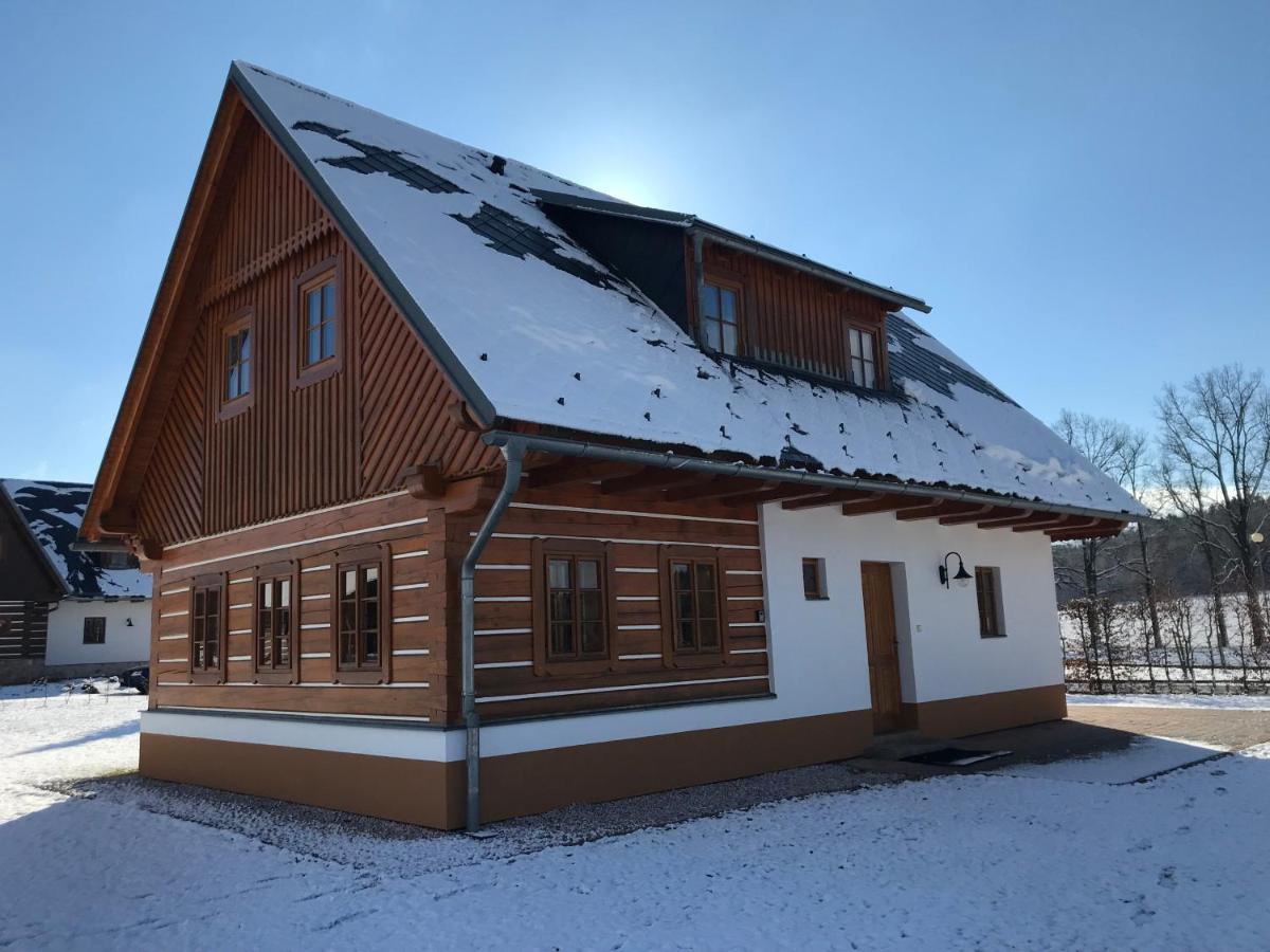 Roubenka Adel Villa วัลคาบี ภายนอก รูปภาพ