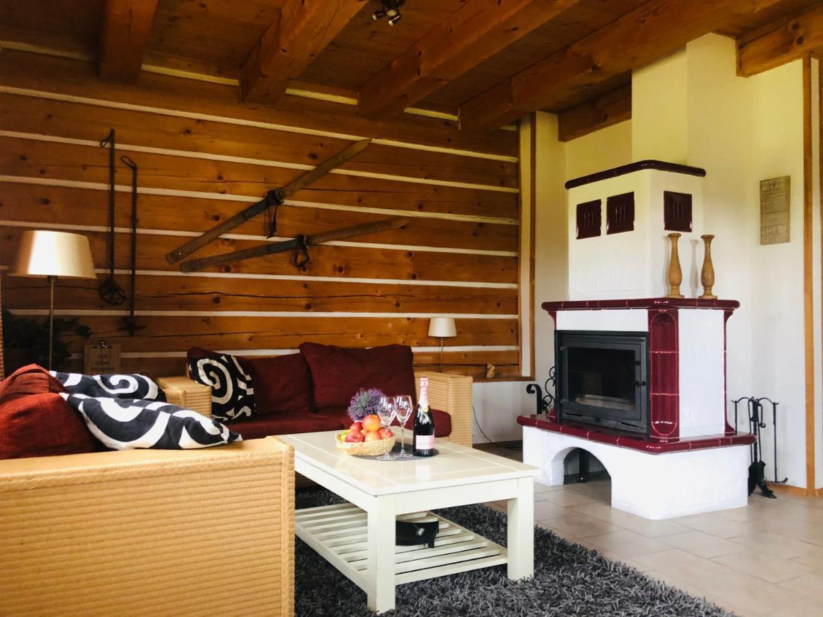 Roubenka Adel Villa วัลคาบี ภายนอก รูปภาพ