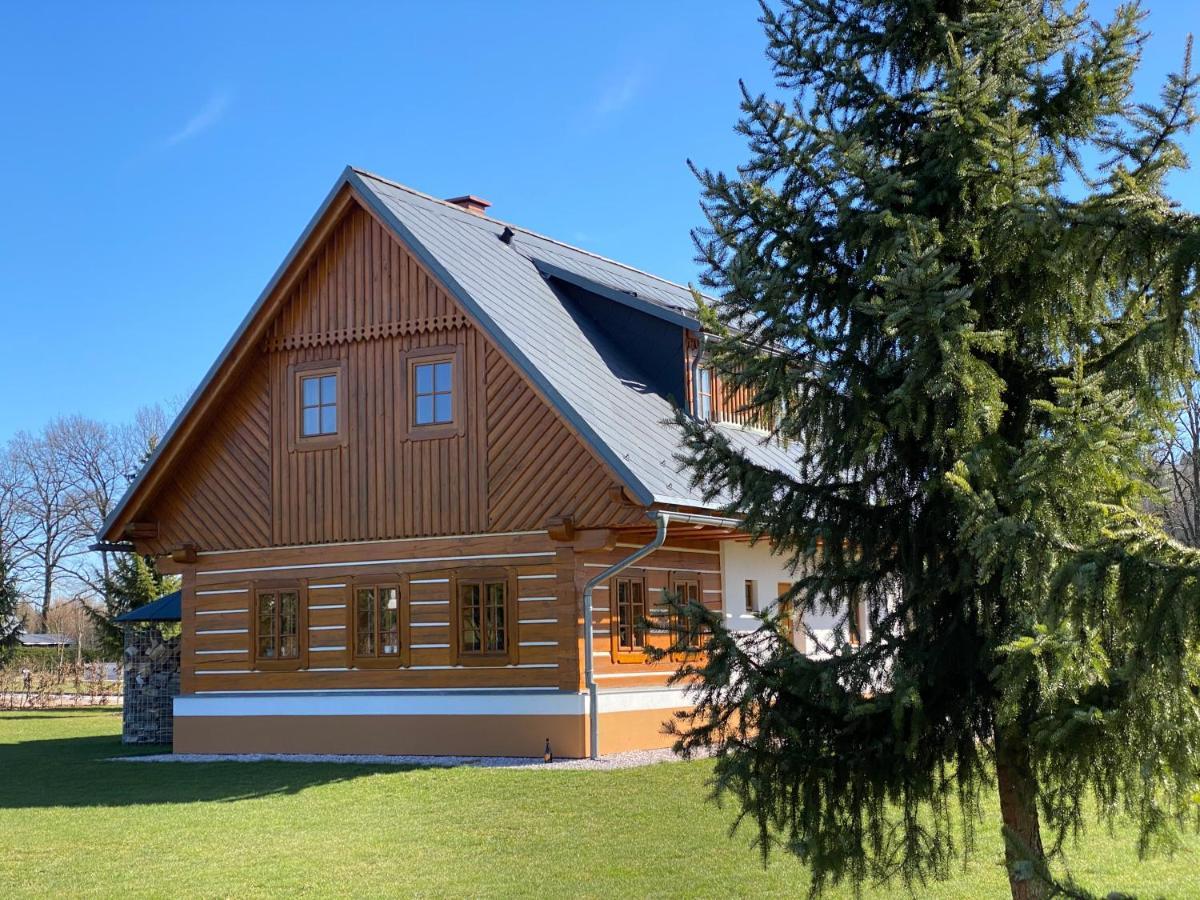 Roubenka Adel Villa วัลคาบี ภายนอก รูปภาพ