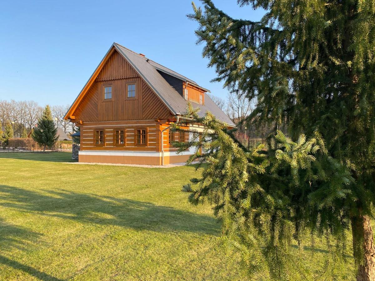 Roubenka Adel Villa วัลคาบี ภายนอก รูปภาพ
